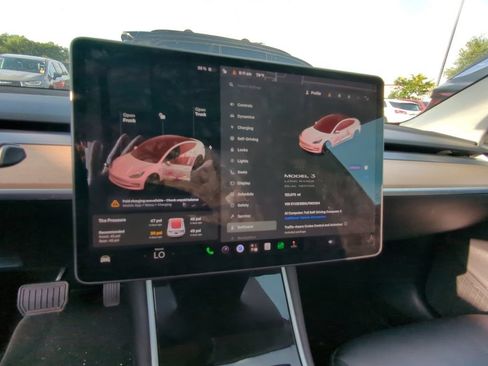 Used 2020 Tesla Model 3 Long Range AWD/4WD image 8