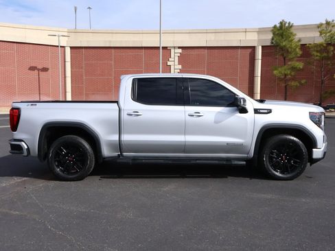 Used 2022 GMC Sierra 1500 Elevation w/ Elevation Premium Package image 33