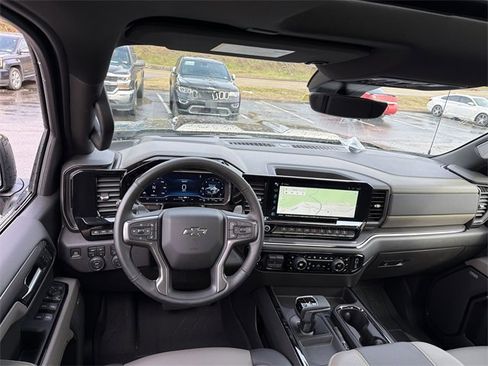 Used 2025 Chevrolet Silverado 1500 ZR2 w/ Technology Package image 13