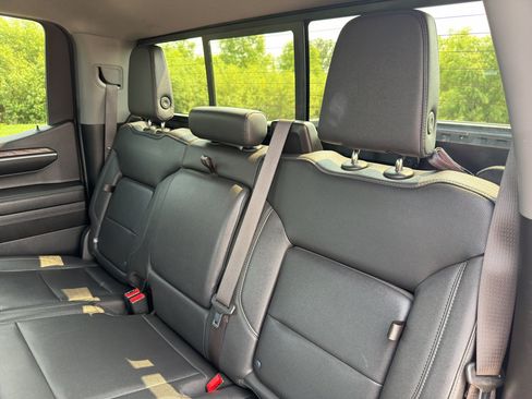 Used 2023 Chevrolet Silverado 1500 LTZ w/ Technology Package AWD/4WD image 35