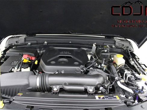 Used 2024 Jeep Wrangler Sahara w/ Technology Group image 46