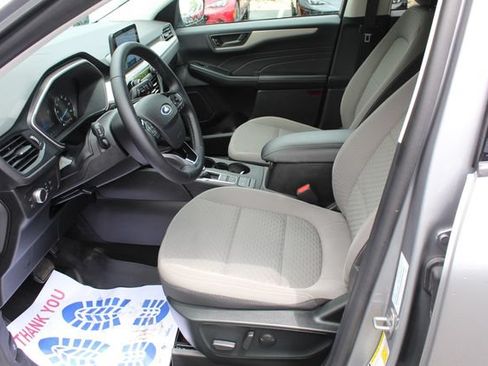 Used 2022 Ford Escape SE w/ Convenience Package FWD image 14