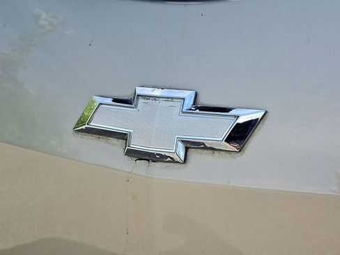 Used 2011 Chevrolet Traverse LT w/ Personal Connectivity Package FWD image 29