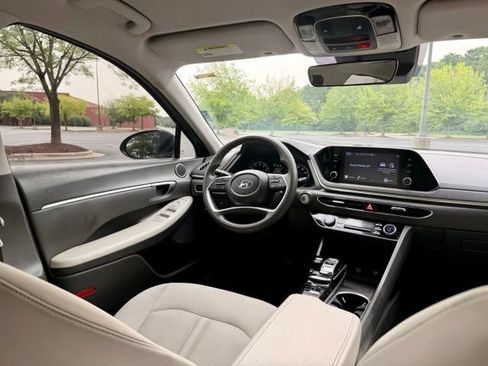 Used 2022 Hyundai Sonata SEL w/ Cargo Package FWD image 19