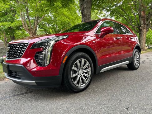 Used 2019 Cadillac XT4 Premium Luxury AWD/4WD image 12