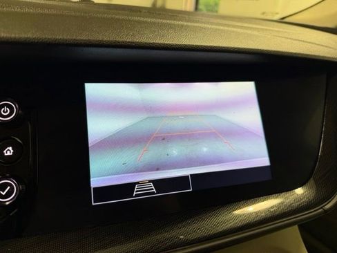 Used 2023 Buick Envision Preferred FWD image 18