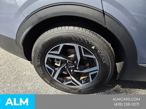 Used 2025 Kia Sportage LX FWD image 15