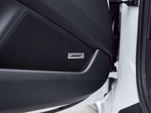 Used 2025 Porsche 911 GT3 w/ Chrono Package image 32