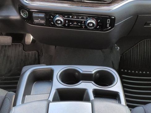 Used 2024 GMC Sierra 1500 Elevation AWD/4WD image 18