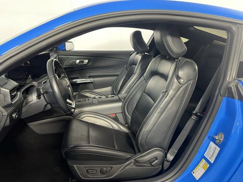 Used 2024 Ford Mustang Premium image 19