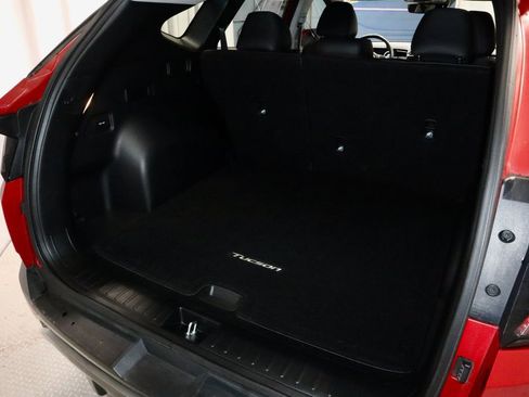 Certified 2023 Hyundai Tucson Limited image 16