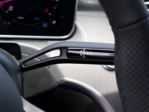 New 2025 Mercedes-Benz C 300 4MATIC Sedan image 35