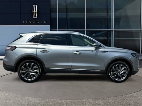Used 2023 Lincoln Nautilus Reserve w/ Equipment Group 201A AWD/4WD image 9
