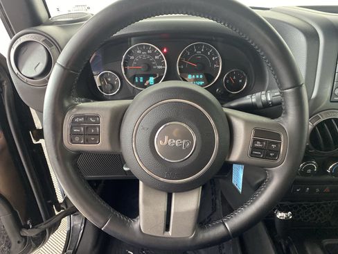 Used 2017 Jeep Wrangler Unlimited Sport AWD/4WD image 18
