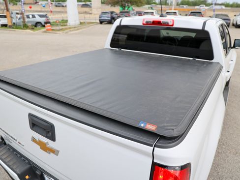 Used 2019 Chevrolet Colorado LT image 16