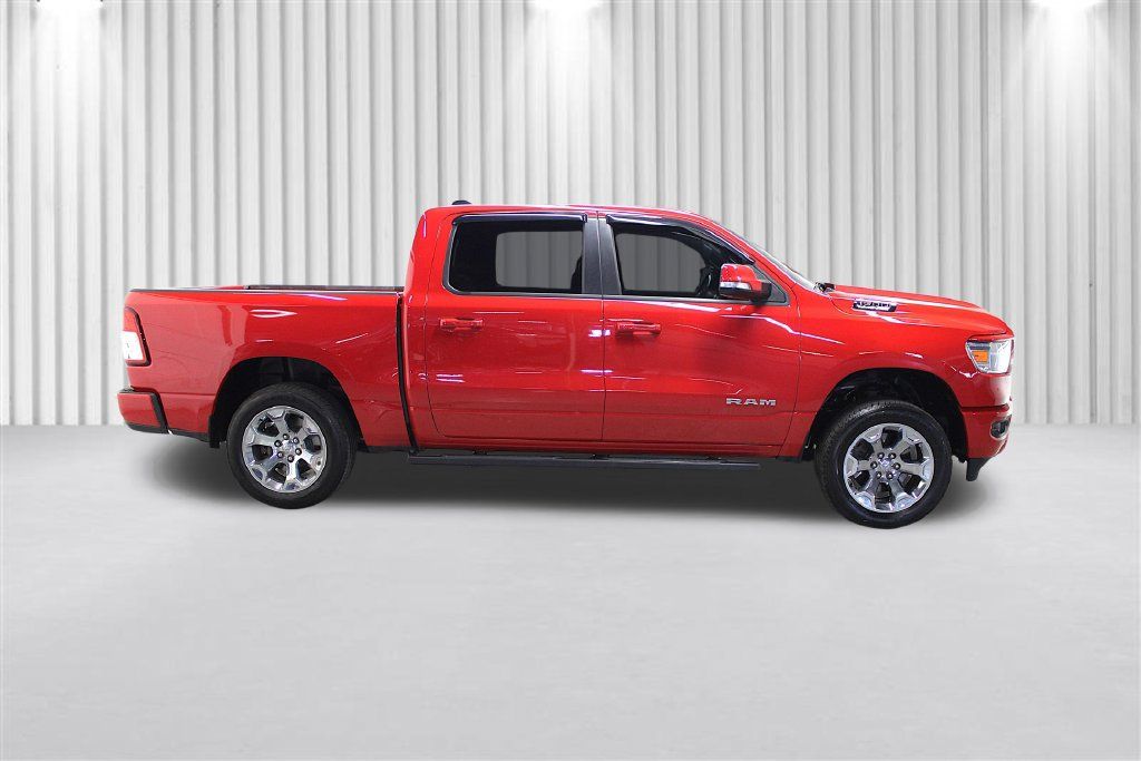 Used 2022 RAM 1500 Big Horn AWD/4WD image 2
