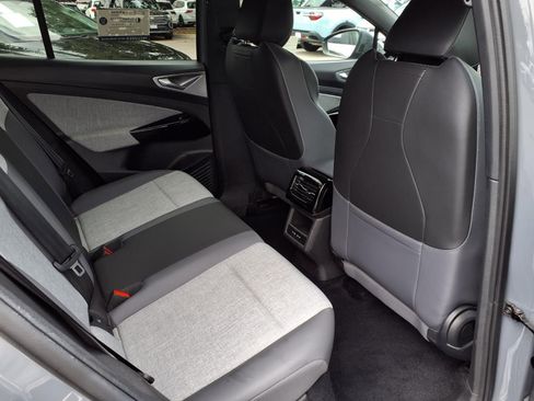 Certified 2023 Volkswagen ID.4 Pro image 21