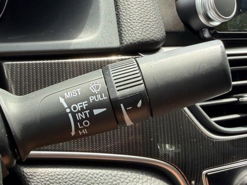 Used 2020 Honda Accord Sport image 38