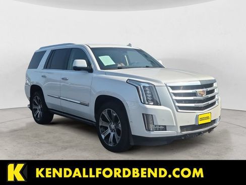 Used 2016 Cadillac Escalade Premium AWD/4WD image 3