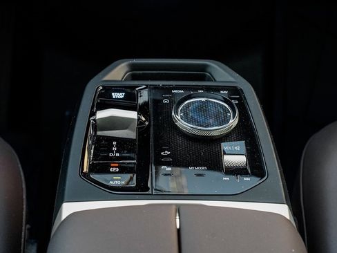 Used 2024 BMW iX xDrive50 w/ Premium Package image 13