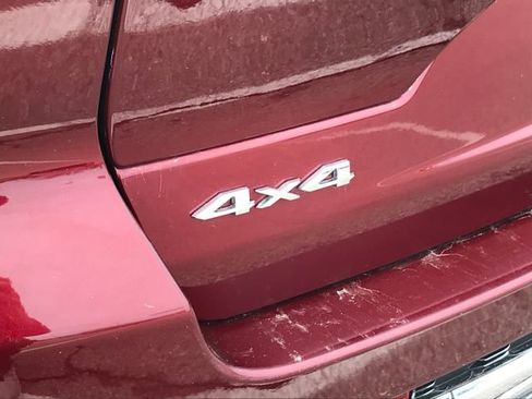 Used 2023 Jeep Grand Cherokee Limited image 7