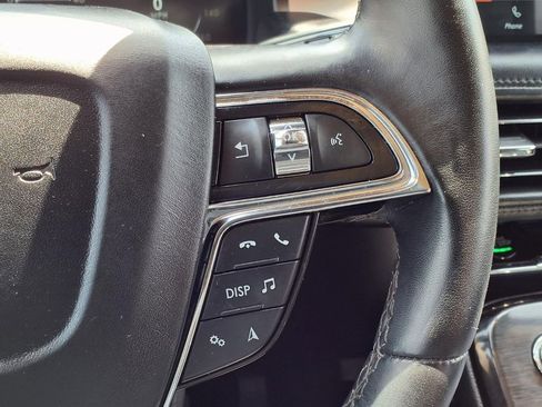Certified 2023 Lincoln Nautilus Reserve AWD/4WD image 17