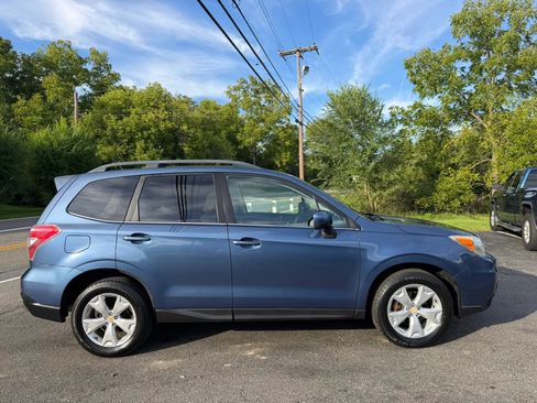 Used 2014 Subaru Forester 2.5i Limited AWD/4WD image 7