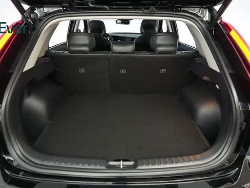 Used 2024 Kia Niro Wind w/ Wind Preserve Package FWD image 8