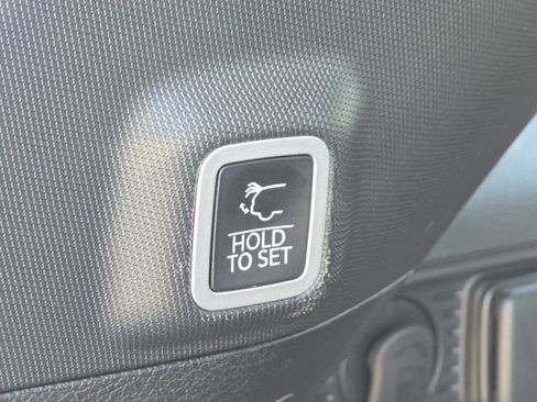 Used 2022 Jeep Grand Cherokee Trailhawk image 28