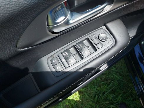 New 2027 Chrysler Pacifica LX FWD image 19