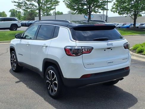 Used 2022 Jeep Compass Limited AWD/4WD image 6