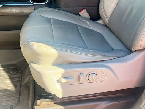 Used 2019 GMC Sierra 1500 SLT w/ SLT Premium Plus Package image 16