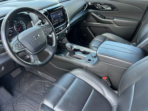 Used 2023 Chevrolet Traverse RS w/ LPO, Floor Liner Package AWD/4WD image 10