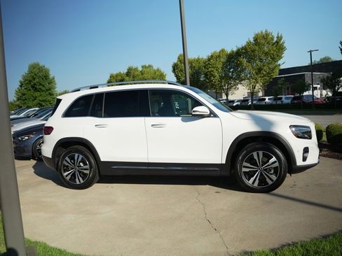 Certified 2026 Mercedes-Benz GLB 250 4MATIC image 9