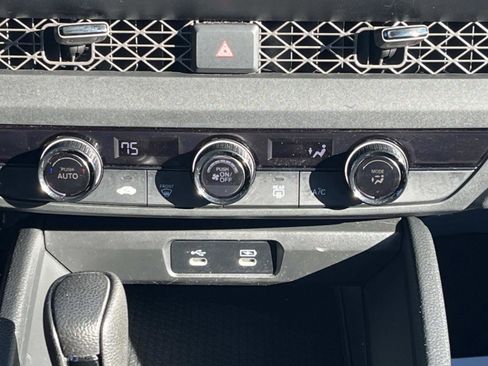 Used 2023 Honda Accord LX image 15