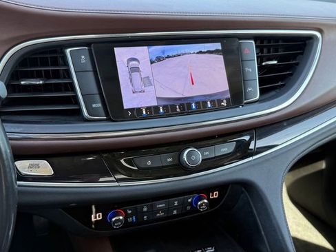 Used 2020 Buick Enclave Avenir w/ Avenir Technology Package image 17