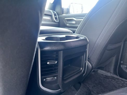 Used 2020 RAM 1500 Big Horn AWD/4WD image 18