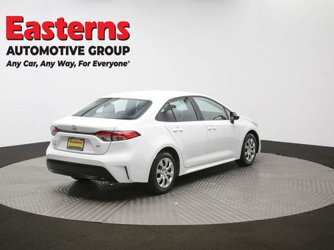 Used 2024 Toyota Corolla LE image 38