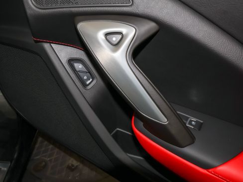 Used 2019 Chevrolet Corvette Stingray Convertible Z51 2LT RWD image 51