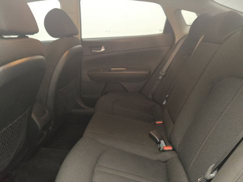 Used 2019 Kia Optima LX FWD image 18