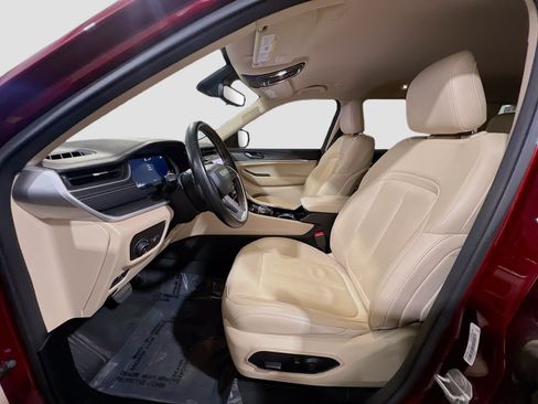 Used 2021 Jeep Grand Cherokee L Limited RWD image 16