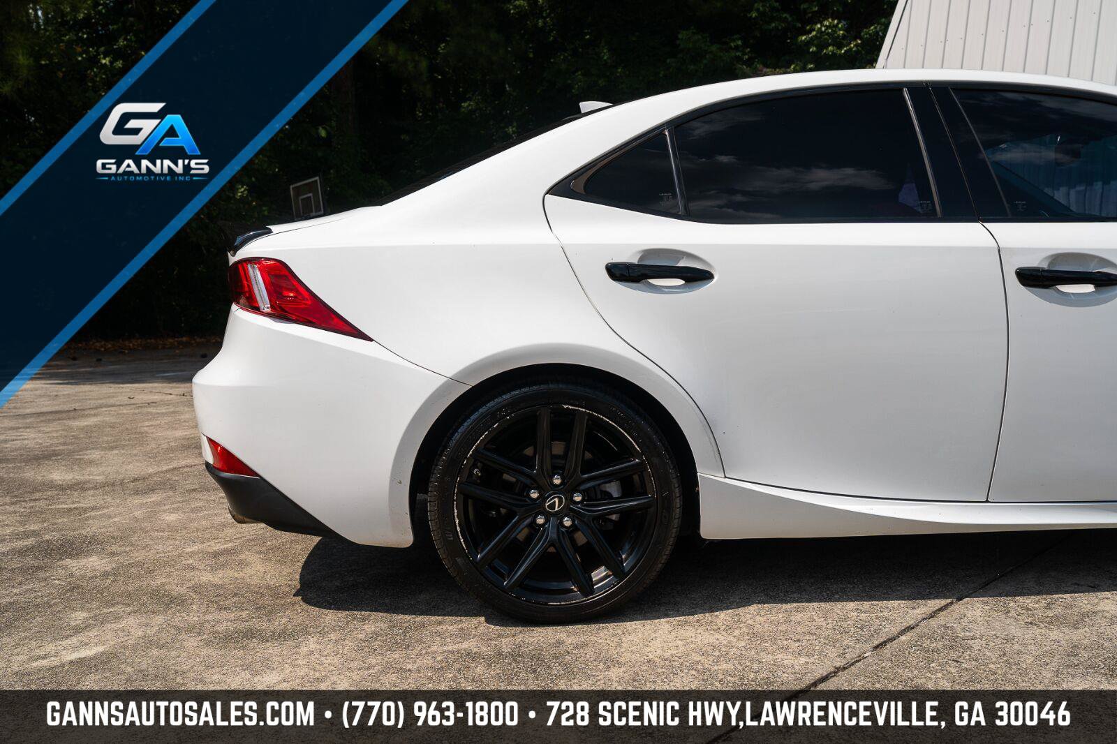 Used 2015 Lexus IS 200t AWD w/ Navigation System Package image 10