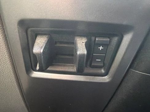 Used 2019 Ford F150 XLT w/ Equipment Group 302A Luxury AWD/4WD image 39