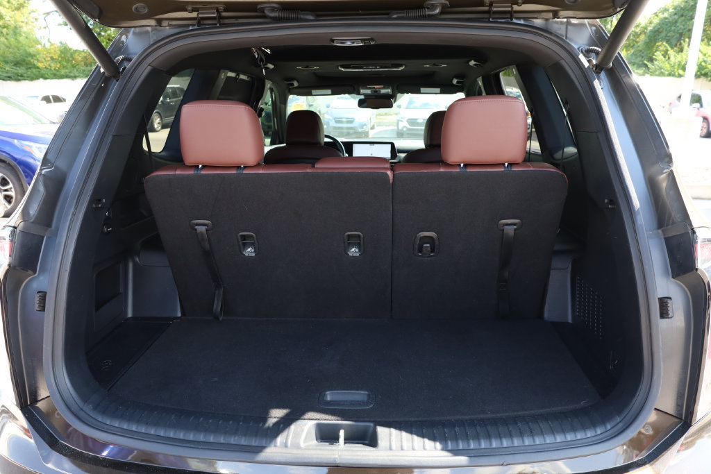 Used 2023 Kia Telluride EX w/ EX Captain's Chair Package AWD/4WD image 7
