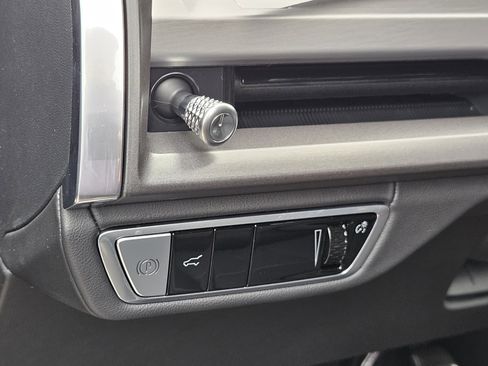 New 2026 Cadillac Vistiq Sport image 24