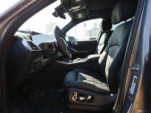 New 2026 BMW X5 xDrive40i w/ Climate Comfort Package image 10