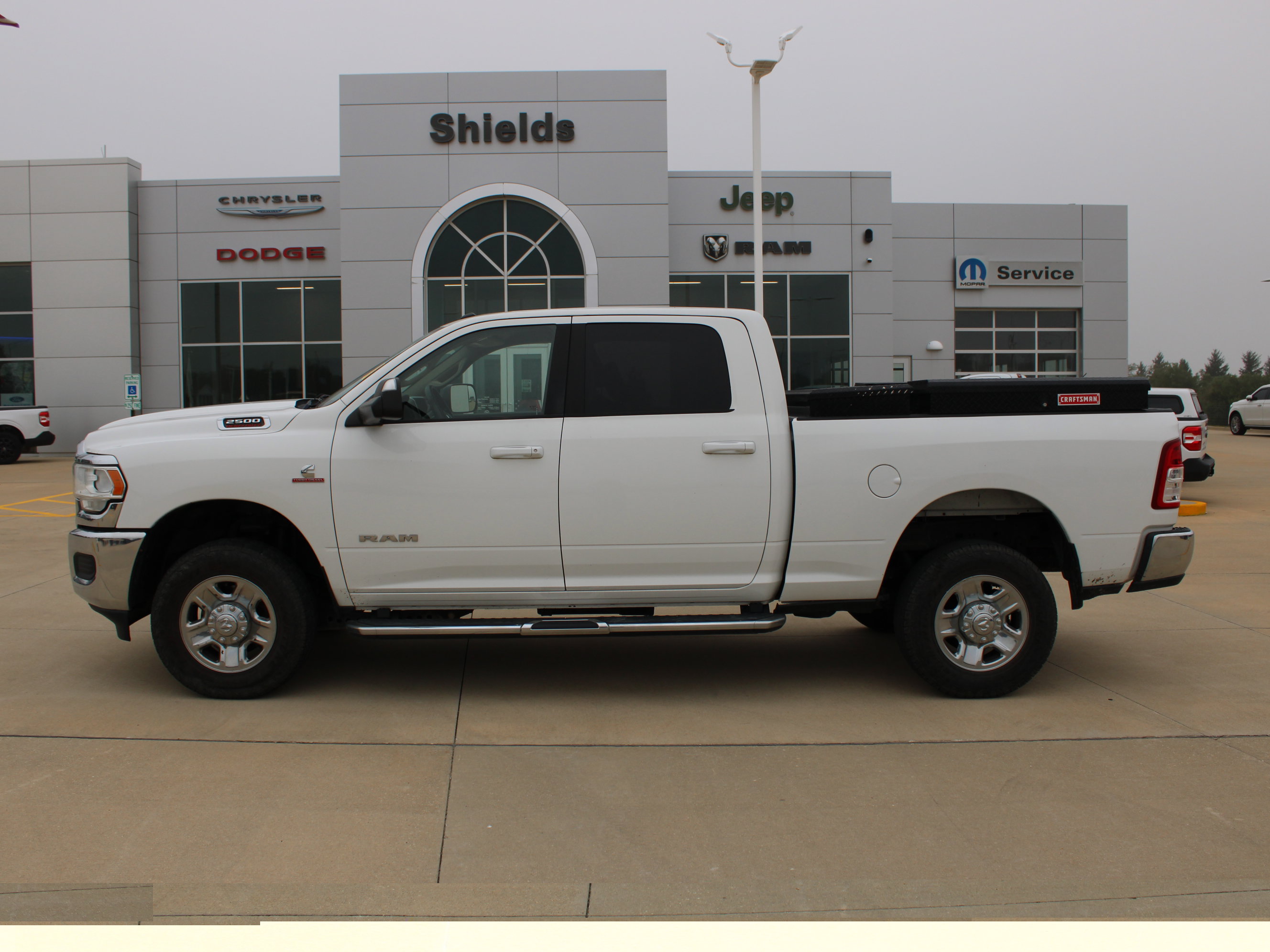 Used 2020 RAM 2500 Big Horn AWD/4WD image 2