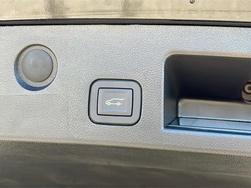 New 2026 Chevrolet Equinox RS w/ Convenience Package III image 33