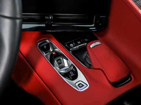 Used 2023 Chevrolet Corvette Stingray Premium Conv w/ Z51 Performance Package RWD image 38