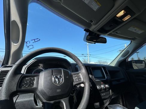 Used 2016 RAM 1500 Express image 13